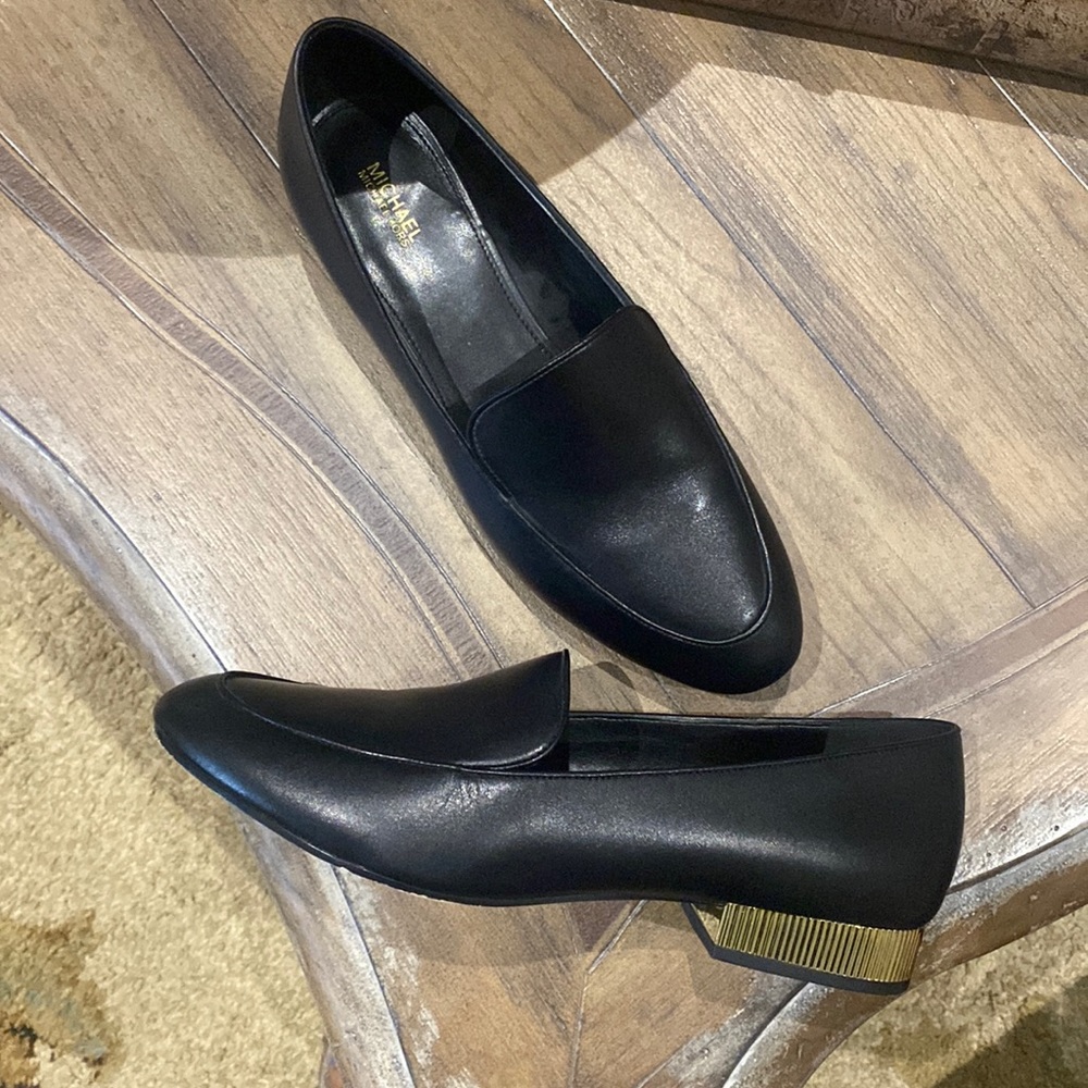 ❤️ Michael Kors Gold Heel Loafers ❤️